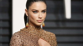 Adriana Lima evine Sivas Kangalı aldı