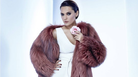 Demet Akalın, Harbiye konserinin gelirin bağışladı