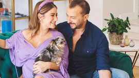 Oyuncu Hazal Kaya'dan mutlu aile tablosu pozu