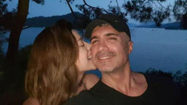 Özcan Deniz villayı eski eşine bıraktı