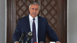 Ankara Akıncı'ya "adaylıktan çekil" dedi mi?