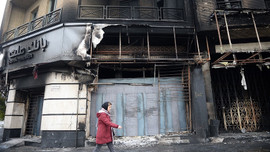 İran'daki gösterilerde 15 polis yaralandı