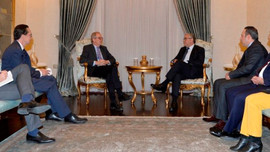 Akıncı makamında iki büyük elçiyi kabul etti!