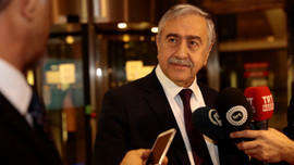 Mustafa Akıncı ortak canlı yayına çıkacak