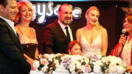 Hakan Aysev'in 6'ncı evliliği de bitiyor