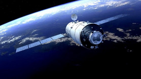 Çin'in uzay istasyonu Dünya'ya düştü