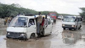 Somali'de sel 182 bin kişiyi yerinden etti