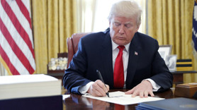 Trump, Rumlar için silah yasasını imzaladı