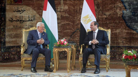 Darbeci Sisi ve Abbas görüşme yaptılar!