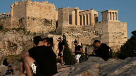 Yunanlar 1 Temmuz'dan itibaren kapıları açıyor