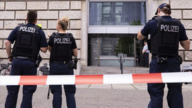 Almanya'da ırkçı paylaşım yapan polislere ceza