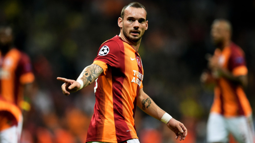 Eski Galatasaraylı futbolcu Sneijder gözaltına alındı