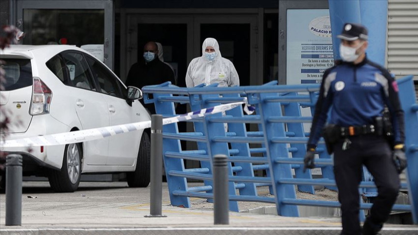 İspanya'da bir günde 832 kişi yaşamını yitirdi