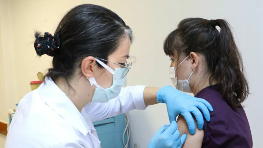 Türkiye'de ilk koronavirüs aşısı bugün yapıldı