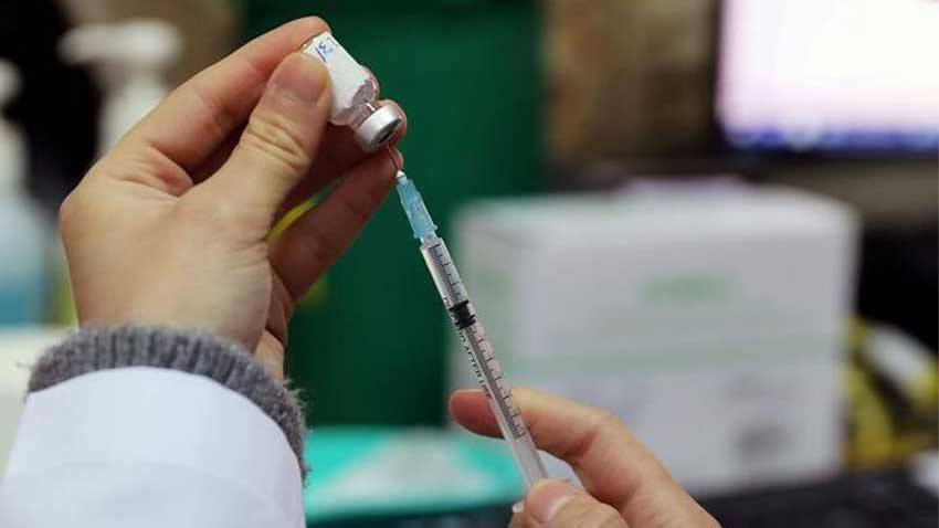 Koronavirüs aşılarını ortalıkta bırakan eczacı tutuklandı