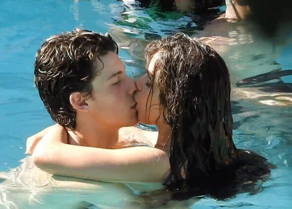 Camila Cabello ve Shawn Mendes Miami tatilinde - Sayfa 2