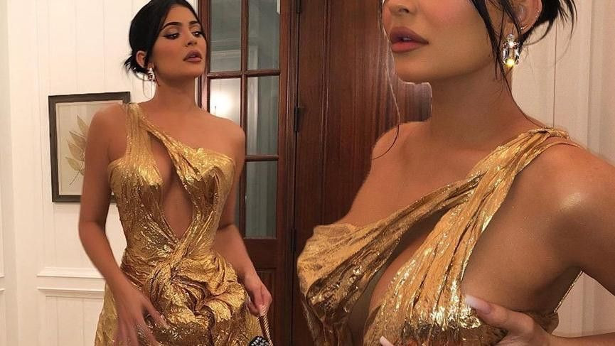 Kylie Jenner kıyafetiyle düğünün önüne geçti - Sayfa 4